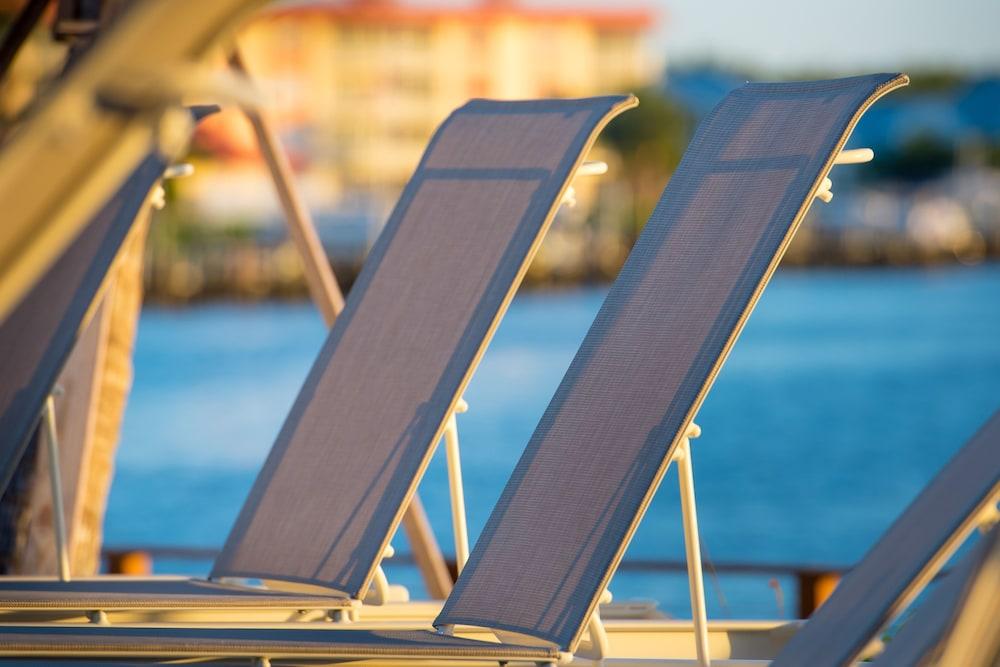 Hyatt House Naples 5Th Avenue Otel Dış mekan fotoğraf